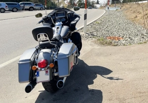 Harley Davidson Road Glide Ultra 103 CUI Bild 8