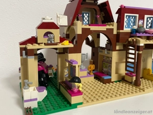 Lego LEGO Friends 41126 Heartlake Reiterhof Reiten Pferde Stall Ponys Ponyhof Bausteine Bild 3