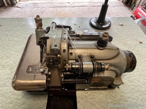 Singer Industrie Overlock Nähmaschine 246K43  Bild 3