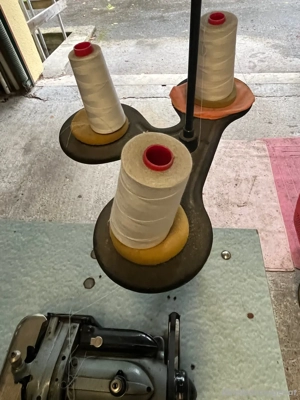 Singer Industrie Overlock Nähmaschine 246K43  Bild 7