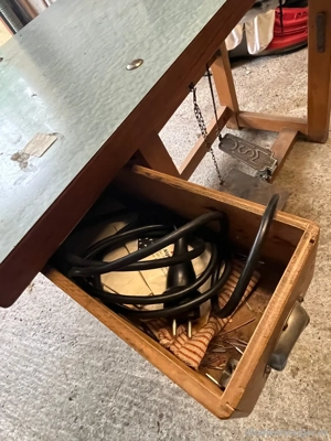 Singer Industrie Overlock Nähmaschine 246K43  Bild 8