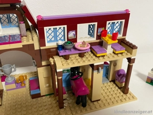Lego LEGO Friends 41126 Heartlake Reiterhof Reiten Pferde Stall Ponys Ponyhof Bausteine Bild 6