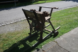 Wipp-Kreissäge 400V inkl. Tisch Bild 5