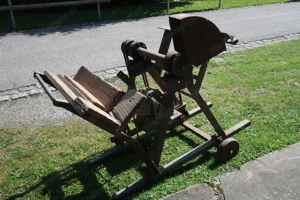 Wipp-Kreissäge 400V inkl. Tisch Bild 7