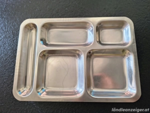 verkaufe stapelbare Edelstahl Teller inkl Wagen 