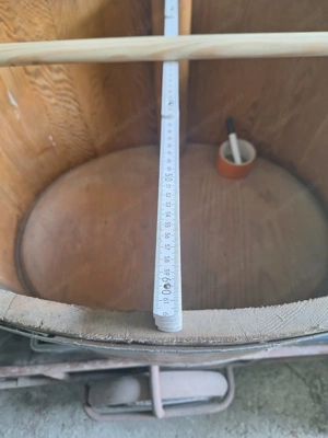 Alter Holzzuber Bild 2