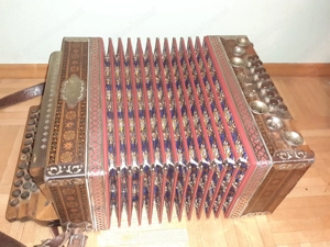 Verkaufe Steirische Harmonika Bj. 1943 Bild 2