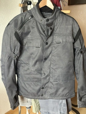 Motorradjacke Marke Belo