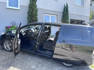 Verkaufe Mazda 5  Bild 2