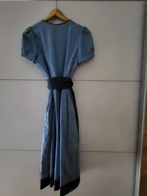 Verkaufe neues Dirndlkleid Bild 2