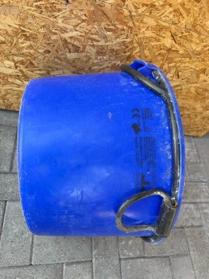 Betonkübel 150l,kranbar mit Zertifikat Bild 3