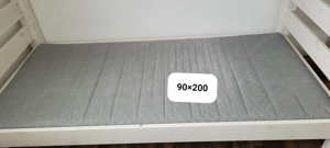 neuwertige Matratze 90 200 