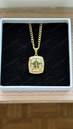 Peso Loyalty Chain (Gold)