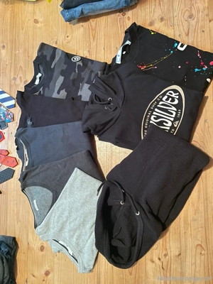 Kinderkleidung in vielen Grössen Bild 5