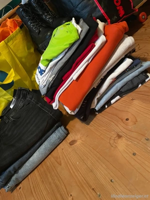 Kinderkleidung in vielen Grössen Bild 3