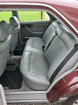 Mercedes 300SE Limousine W126 Oldtimer S-Klasse Bild 8