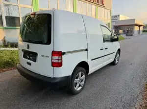 VW Caddy 2012 Bild 3