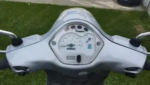 Vespa LX 50 Bj. 2007, 4200 km Bild 3