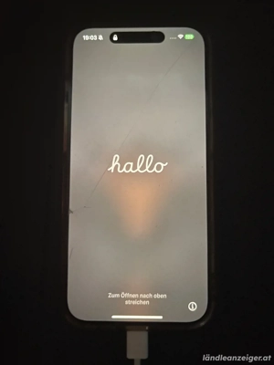   iPhone 15 Pro 256GB mit Zubehör Bild 3