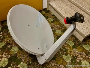 Großer SAT Spiegel mit 2 LNB 80 cm Durchmesser