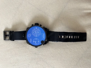 Diesel Herrenuhr Modell DZ 7127 Bild 2