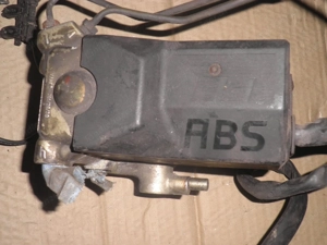 Mercedes W 124 Abs Bild 2