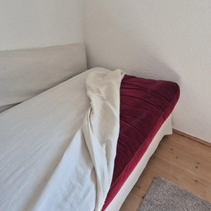 Couch mit Beige Überzug Bild 2