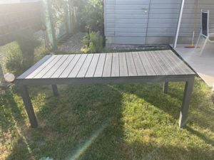 Terrassentisch