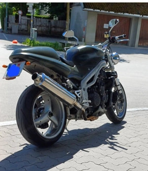 Triumph Speed Triple 955i Bild 4