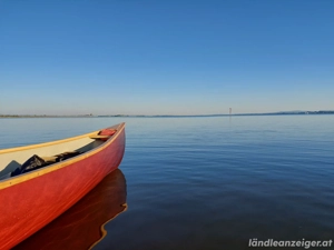 Kanu (neuwertig) Bild 2