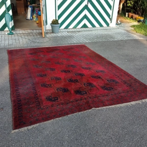 handgeknüpfter Teppich aus Afganisthan