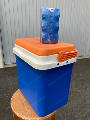 Kühl-BOX, poppig, mit 3 x Packung KÜHLAKKUS Bild 4
