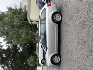 Skoda Octavia Combi 1,6 Ambition TDI 4x4 Green tec Bild 6