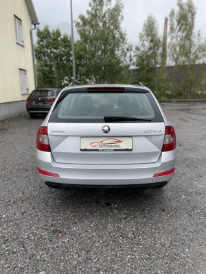 Skoda Octavia Combi 1,6 Ambition TDI 4x4 Green tec Bild 5