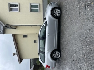 Skoda Octavia Combi 1,6 Ambition TDI 4x4 Green tec Bild 4