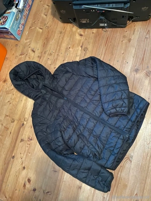 Jacken in Grössen 140,  148 bis 176 Bild 2