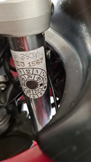 BMW F 650 Strada Bild 7