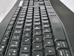 Logitech K850 Tastatur Keyboard Bild 2