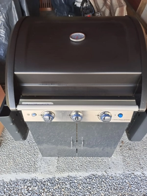 Gasgrill wie neu  Bild 3
