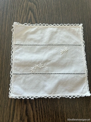 Zierdeckchen quadratisch