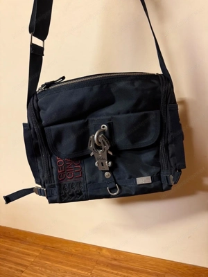 George Gina & Lucy Umhängetasche