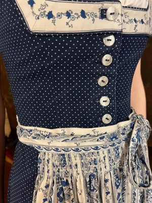 Hochwertiges Dirndl Bild 4