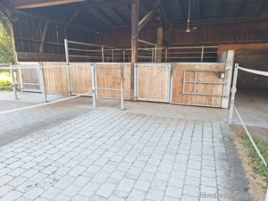 Pferdestall Auflösung Bild 2