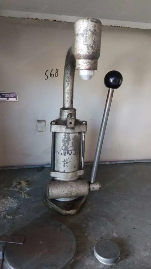 AVIA Ölkabinett Bild 6