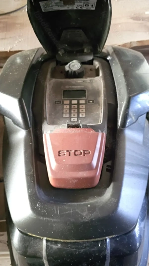 Mähroboter Husquarna 305 Bild 3