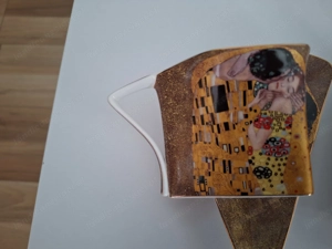 Deseignertassen aus feinen Porzellan mit Löffeln Bild 3