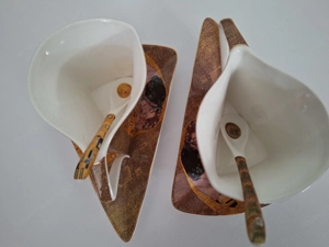 Deseignertassen aus feinen Porzellan mit Löffeln Bild 2