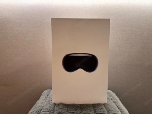 Apple Vision Pro  256GB  Never Opened Bild 2