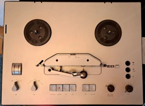 Braun D. Rams TS 45, TG 550, PS 500, L450, Audio 250, 300, 310, Vitsoe Kangaroo Bild 10