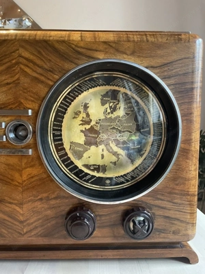 Ingelen Geographic 39W Radio Röhrenradio schöner Zustand Bild 3